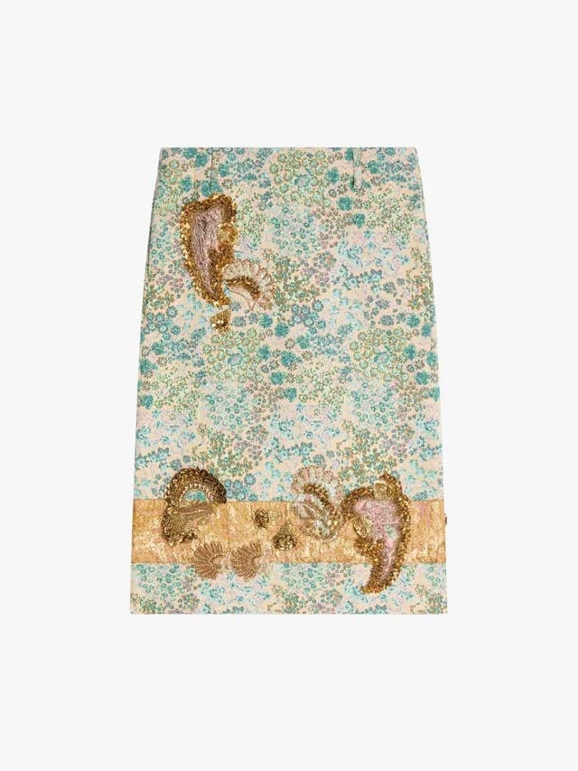 Line office skirt